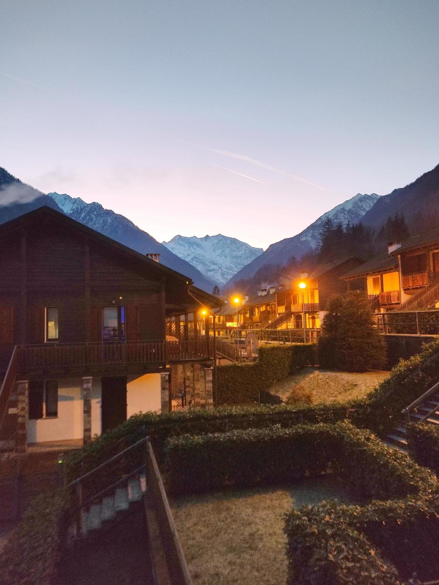La Dimora Delle Corti Villa Vanzone Bagian luar foto